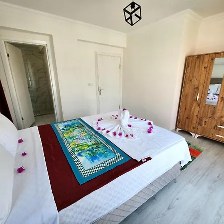 Villa Can Fethiye מלון 4*